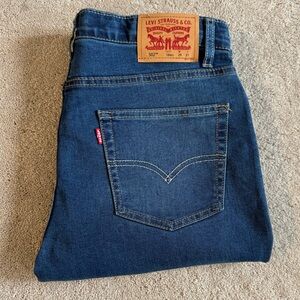 Levi’s 502 Straight Leg Jeans